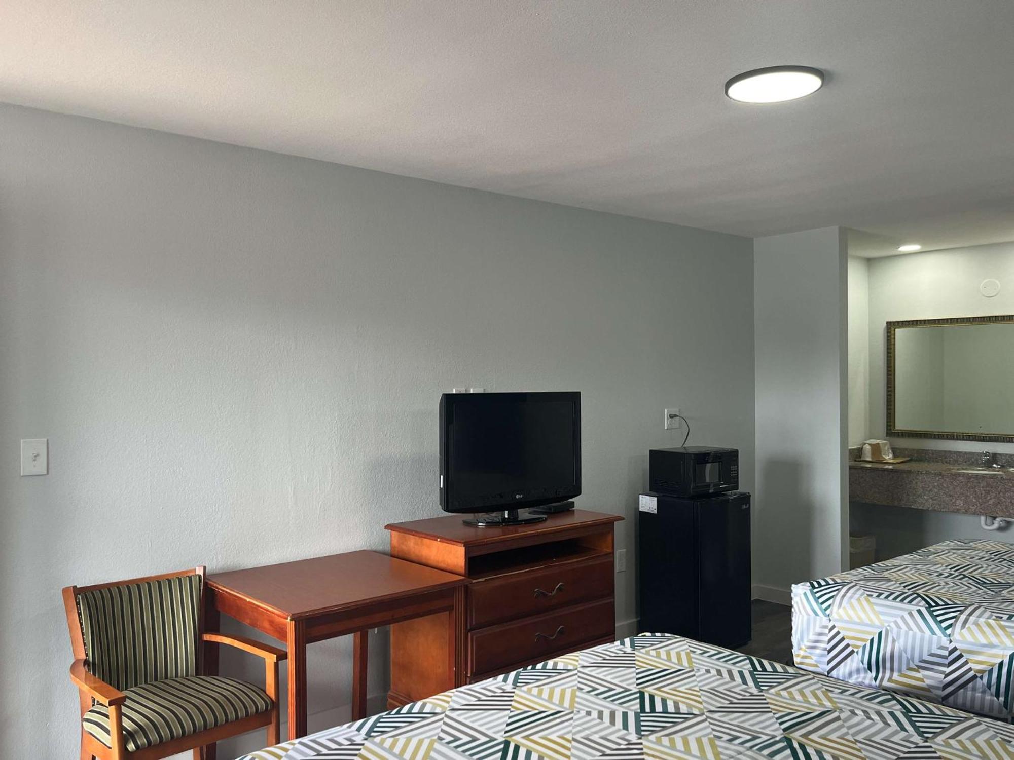 Motel 6 Greenwood, Ms מראה חיצוני תמונה